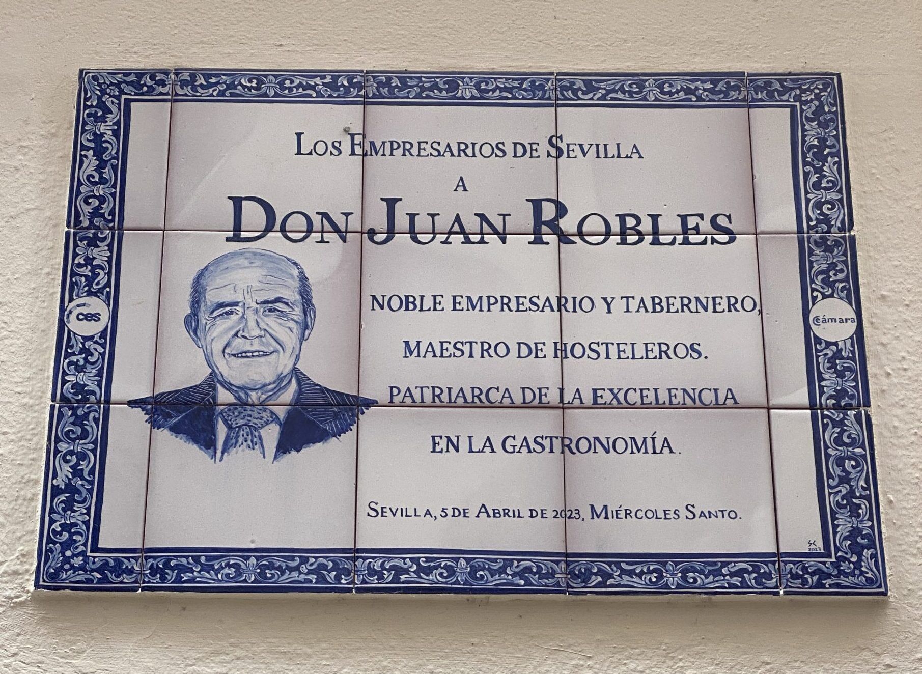 Casa Robles, cocina tradicional andaluza desde 1954 en el corazón de Sevilla - Gastronomía y Moda