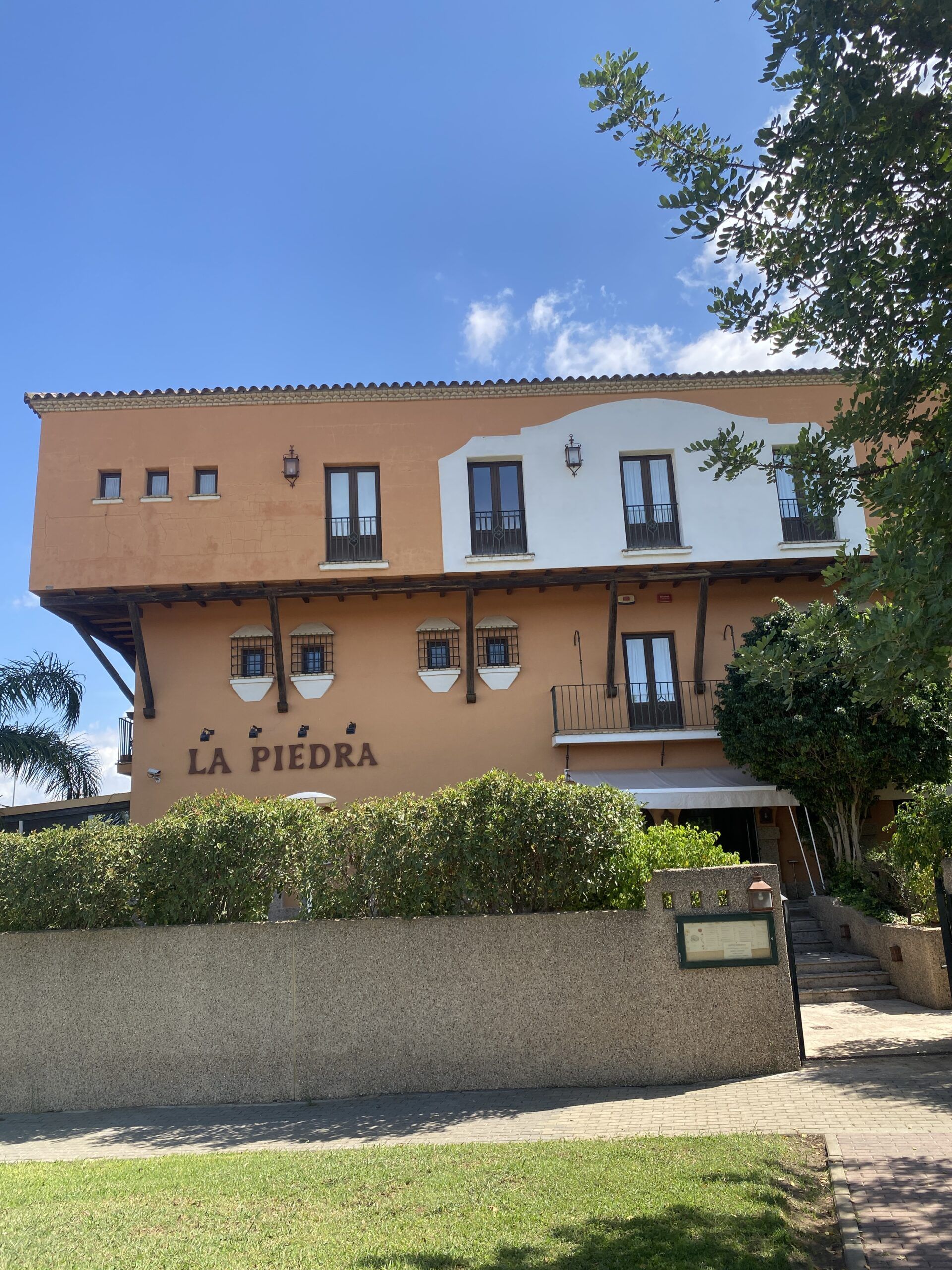 Restaurante La Piedra, visita gastronómica imprescindible en Jerez de la Frontera - Gastronomía y Moda
