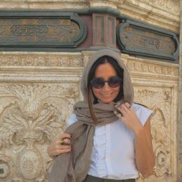 Mónica Sánchez del Monte recupera unas imágenes inéditas de Egipto y deslumbra desde la Mezquita de Alabastro en El Cairo - Gastronomía y Moda