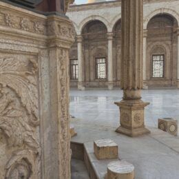 Mónica Sánchez del Monte recupera unas imágenes inéditas de Egipto y deslumbra desde la Mezquita de Alabastro en El Cairo - Gastronomía y Moda