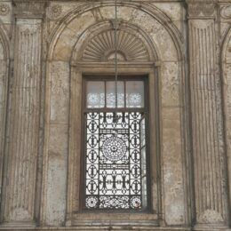Mónica Sánchez del Monte recupera unas imágenes inéditas de Egipto y deslumbra desde la Mezquita de Alabastro en El Cairo - Gastronomía y Moda