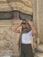 Mónica Sánchez del Monte recupera unas imágenes inéditas de Egipto y deslumbra desde la Mezquita de Alabastro en El Cairo - Gastronomía y Moda