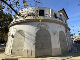 El Bar Citroen, actual 'mala imagen gstronómica' de Sevilla en el Parque de María Luisa - Gastronomía y Moda