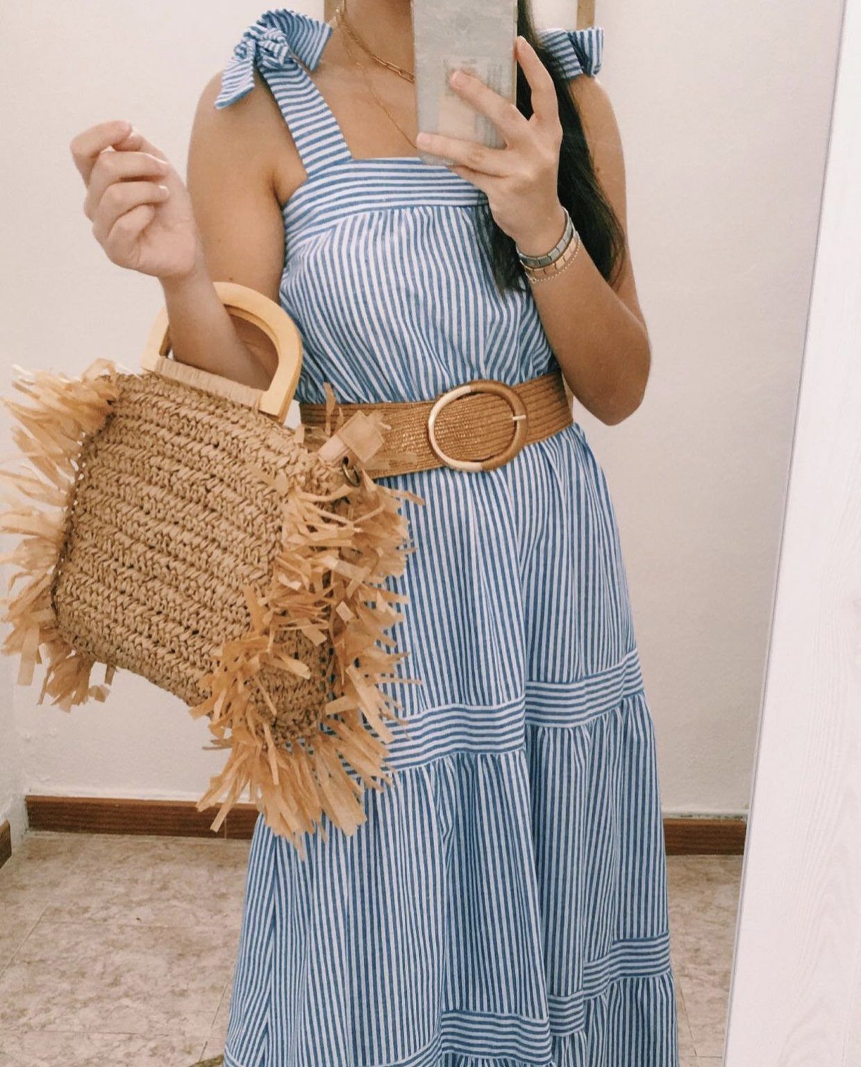 El vestido 'Venecia' que no puede faltar en tu armario este verano - Gastronomía y Moda
