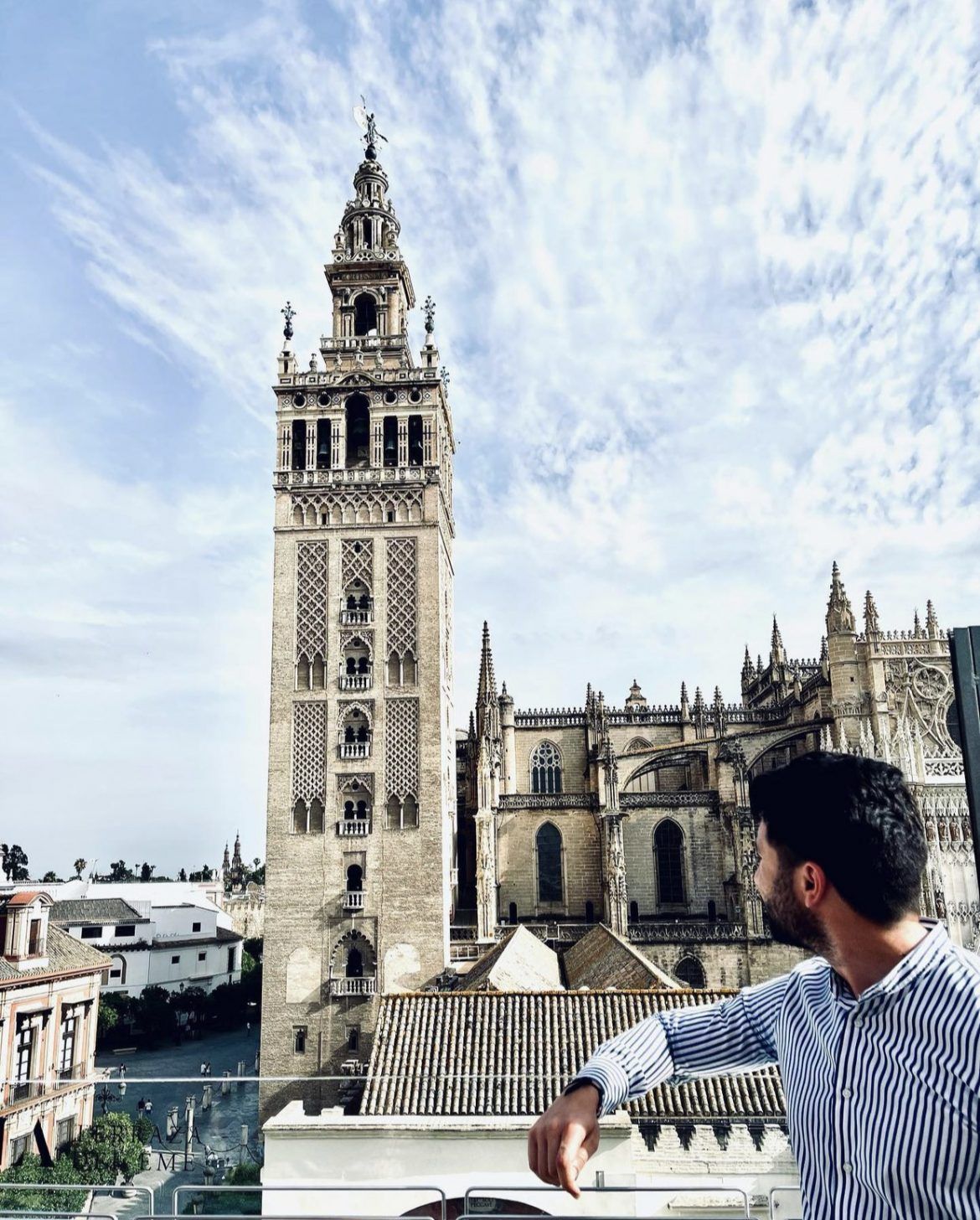El elegante EME Catedral by Juan Acuña - Gastronomía y Moda