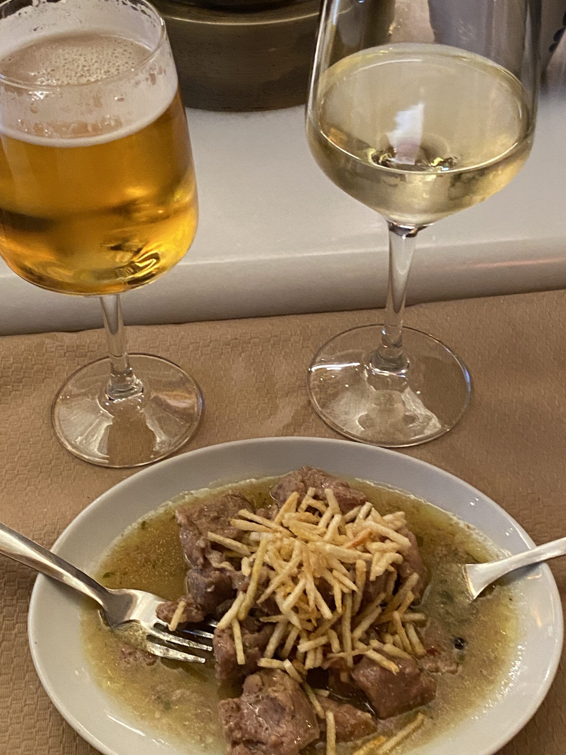 Mítico Bar, tradición, historia y gastronomía en el centro de Granada