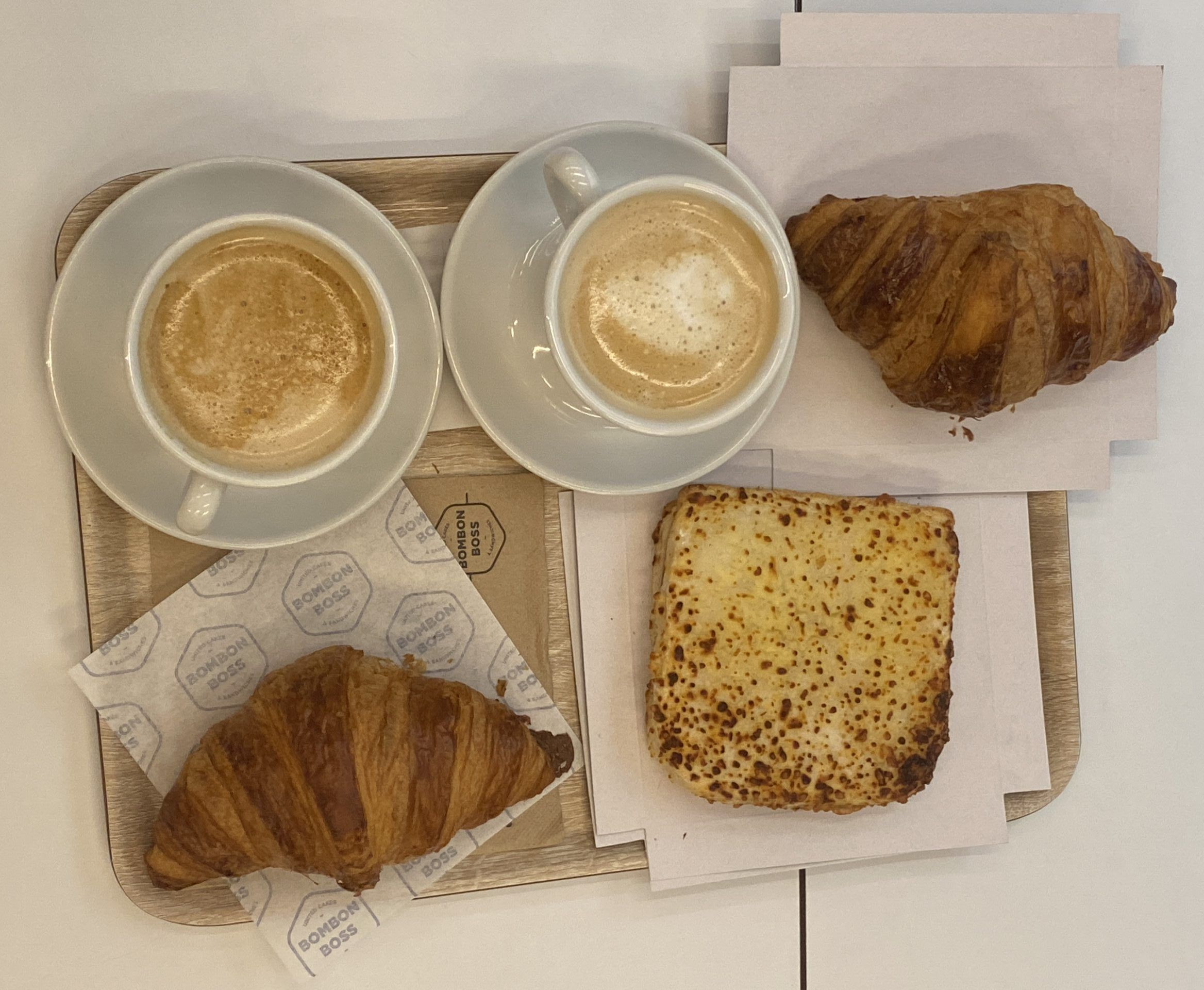 En Granada, disfruta de momentos gastronómicos únicos en Bombon Boss - Gastronomía y Moda
