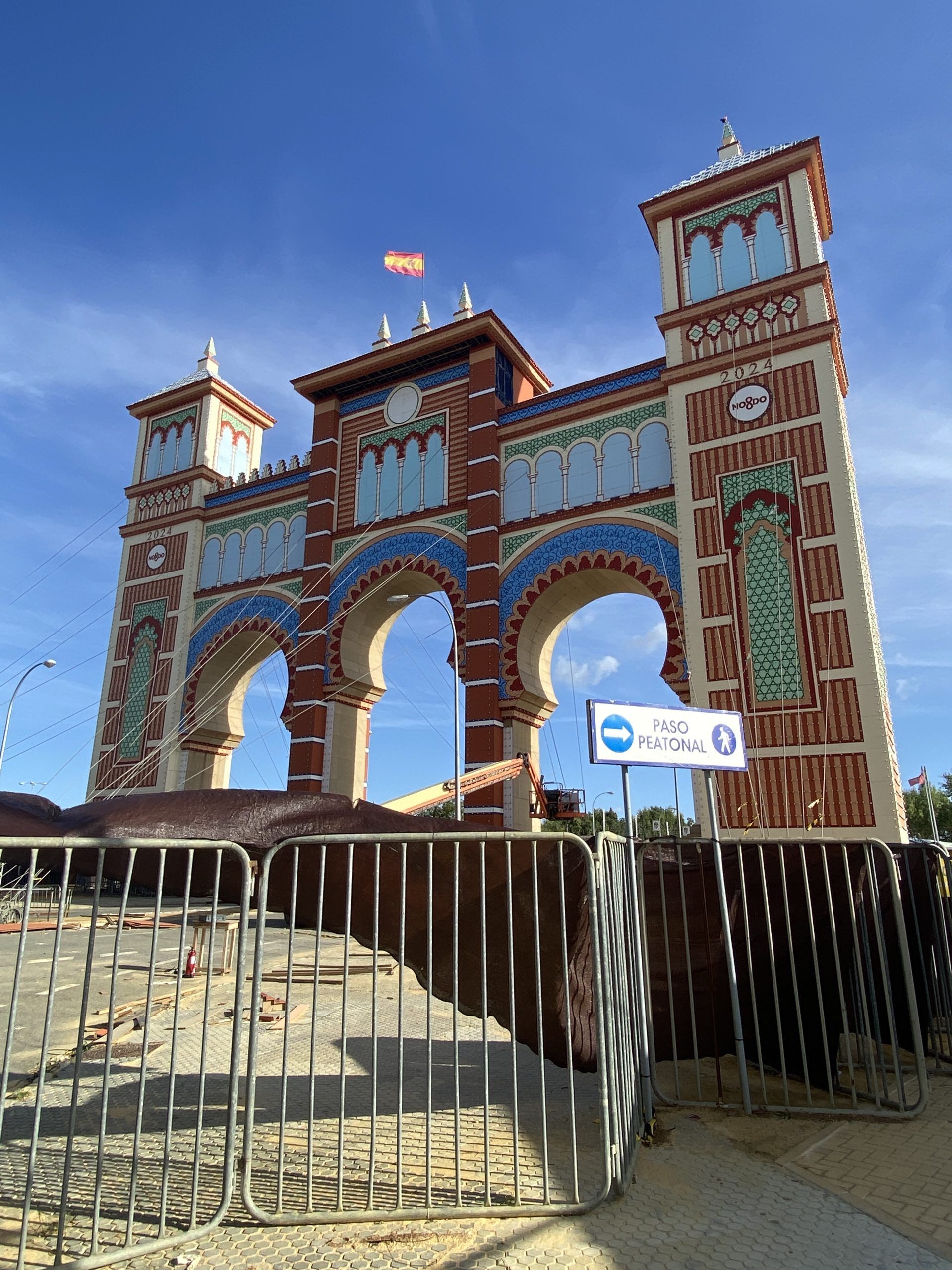 Cruzcampo tendrá presencia en el 90% de las casetas y en la portada de la Feria de Abril de Sevilla 2024 - Gastronomía y Moda