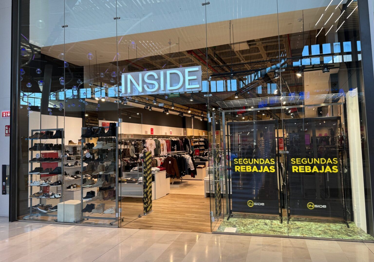 Centro comercial Lagoh: INSIDE, la popular marca española de streetstyle, se marcha - Gastronomía y Moda