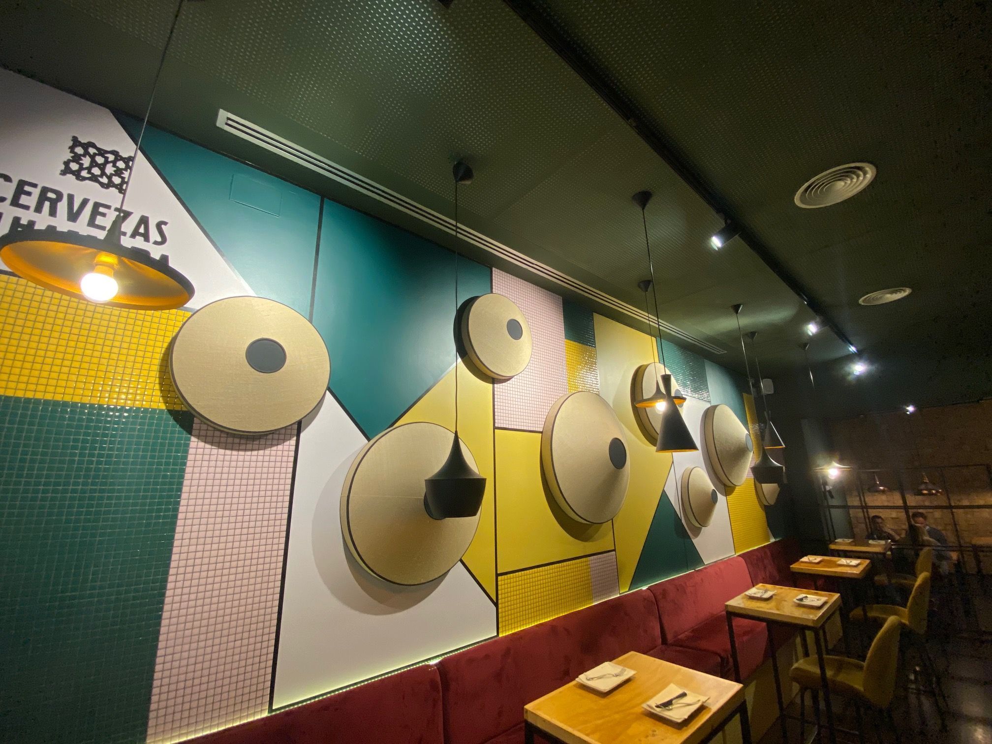 4 Almas, cocina 'canalla y descarada' en pleno centro de Sevilla - Gastronomía y Moda
