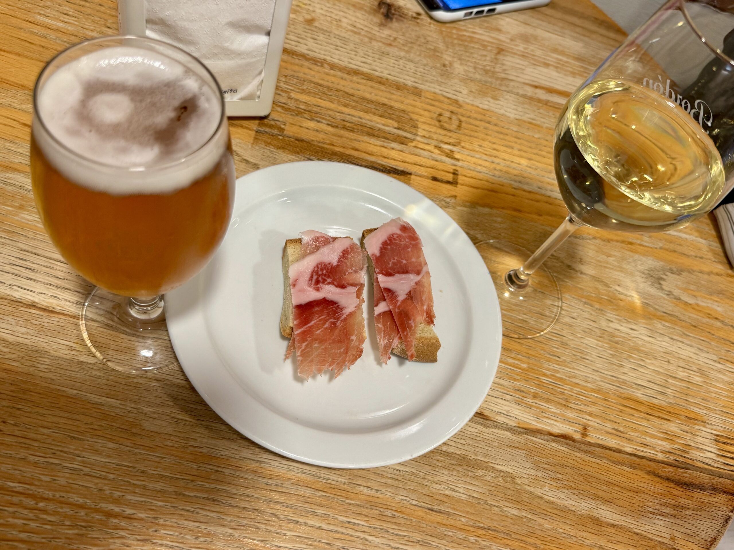 Mesón Donde Carlos, uno de nuestros restaurantes favoritos de Málaga para disfrutar de la cocina de siempre - Gastronomía y Moda