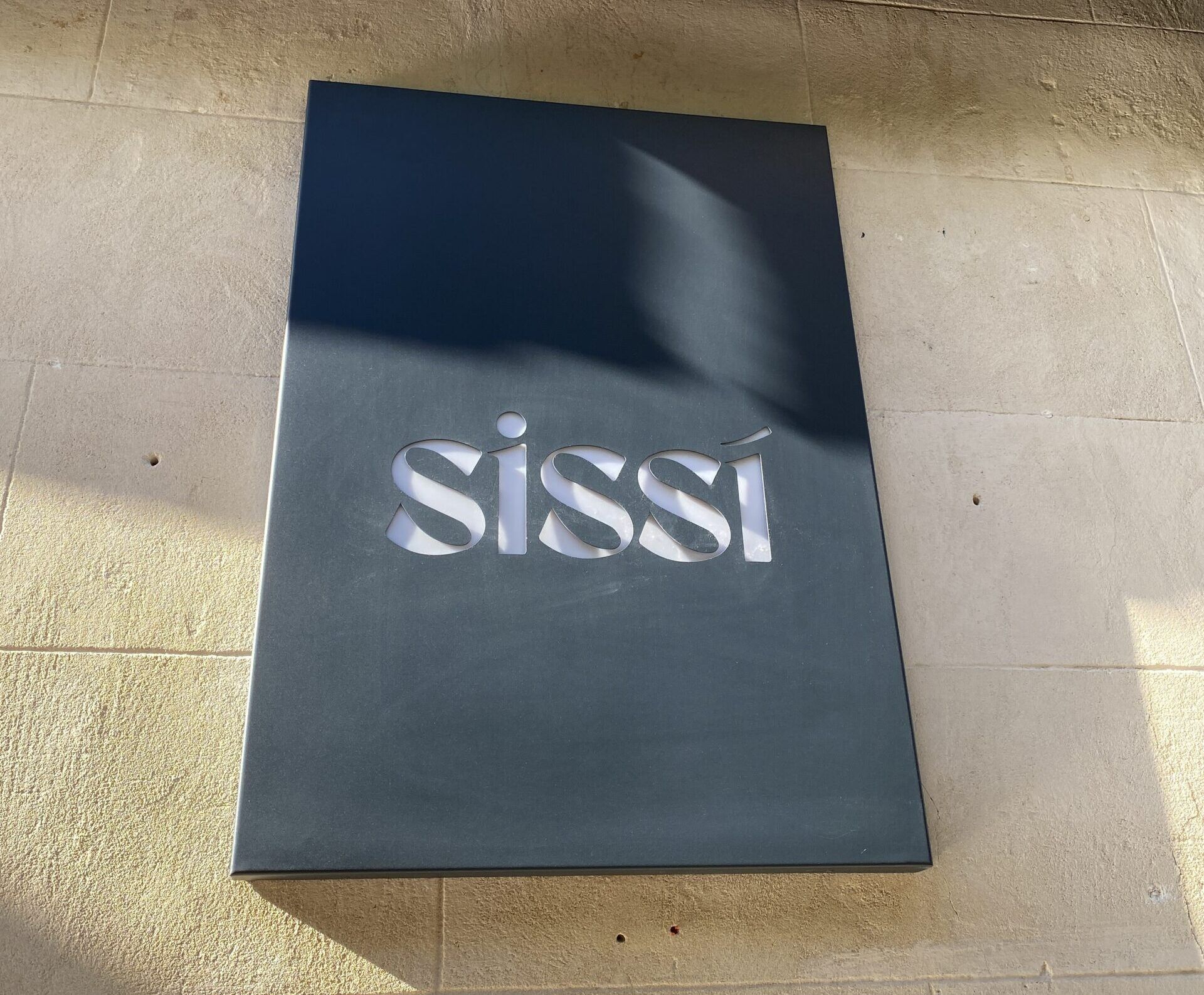 Sissí Piano Bar, el primer 'piano bar' de Sevilla - Gastronomía y Moda