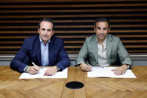 El Málaga CF viste con Harper & Neyer - Gastronomía y Moda