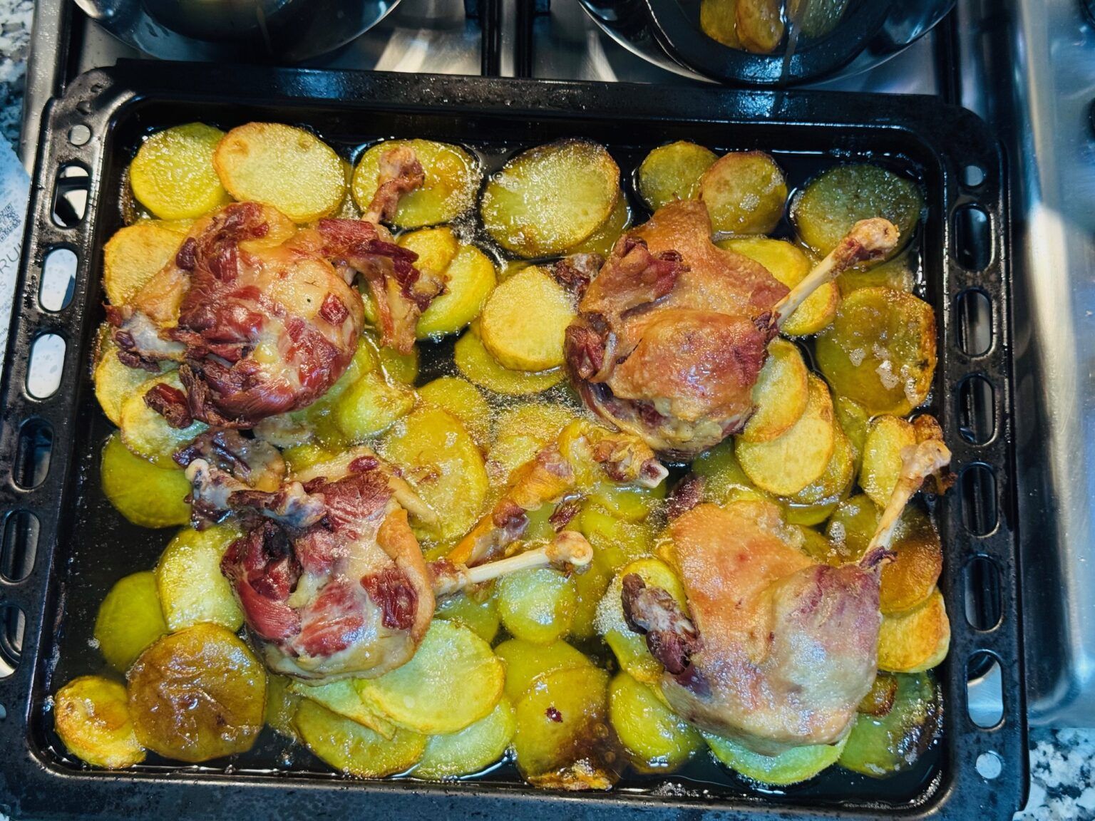 Martiko y el confit de pato al horno que triunfa en casa - Gastronomía y Moda