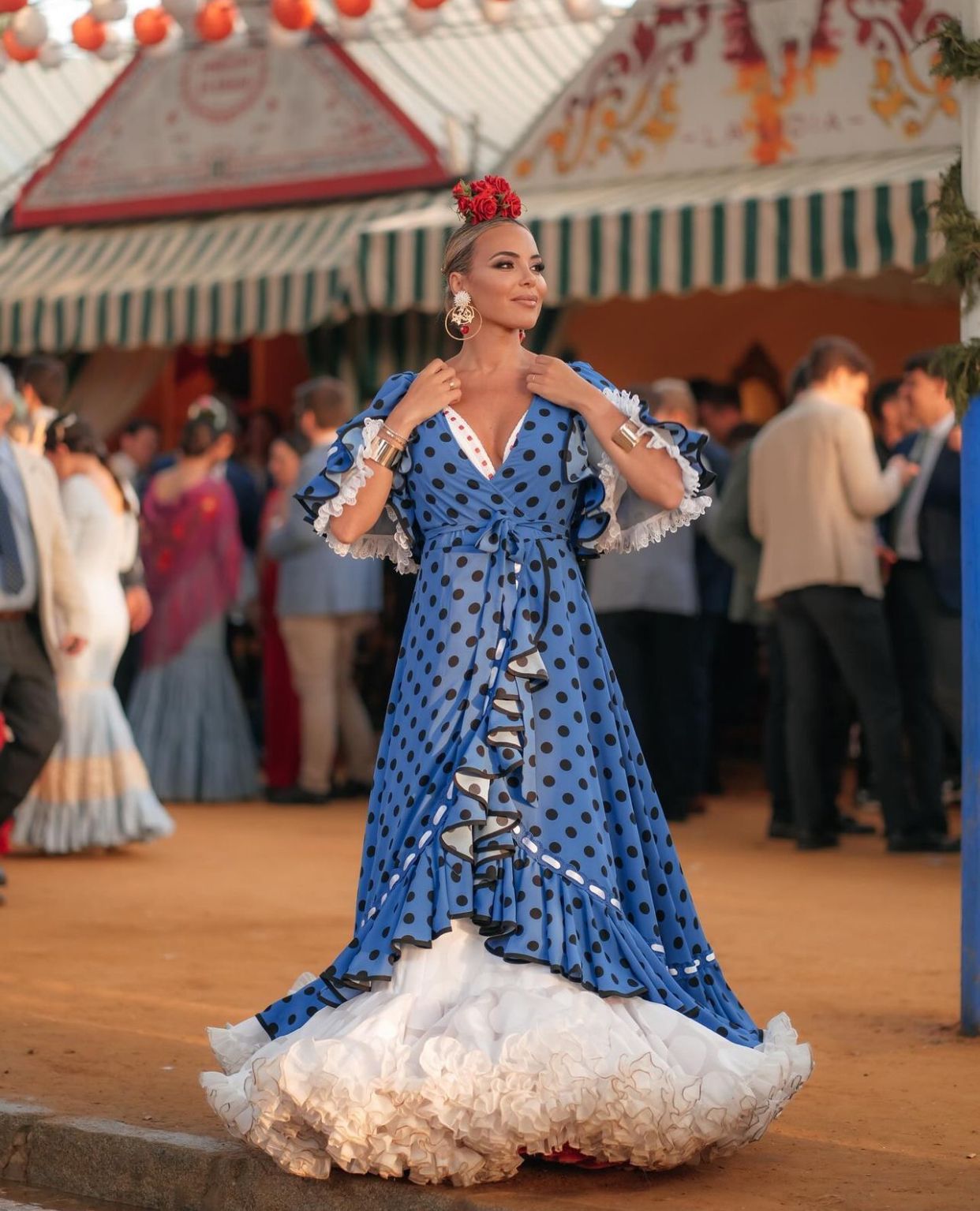 Alba Silva, deslumbrante en la Feria de Abril de Sevilla 2024 - Gastronomía y Moda