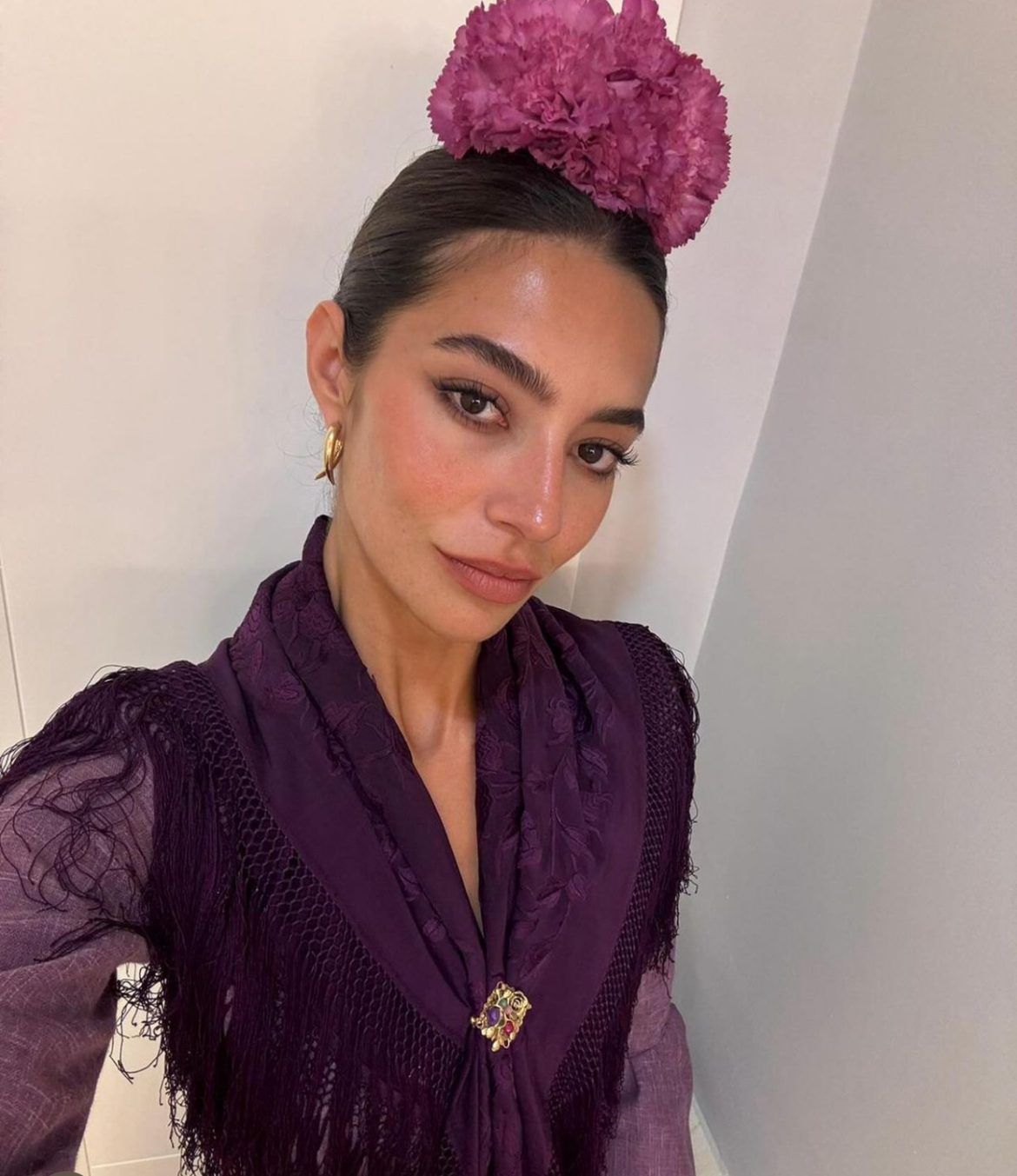 Rocío Crusset, pisa el albero de la Feria de Abril de Sevilla con los pendientes de moda Rocío Crusset, pisa el albero de la Feria de Abril de Sevilla con los pendientes de moda - Gastronomía y Moda