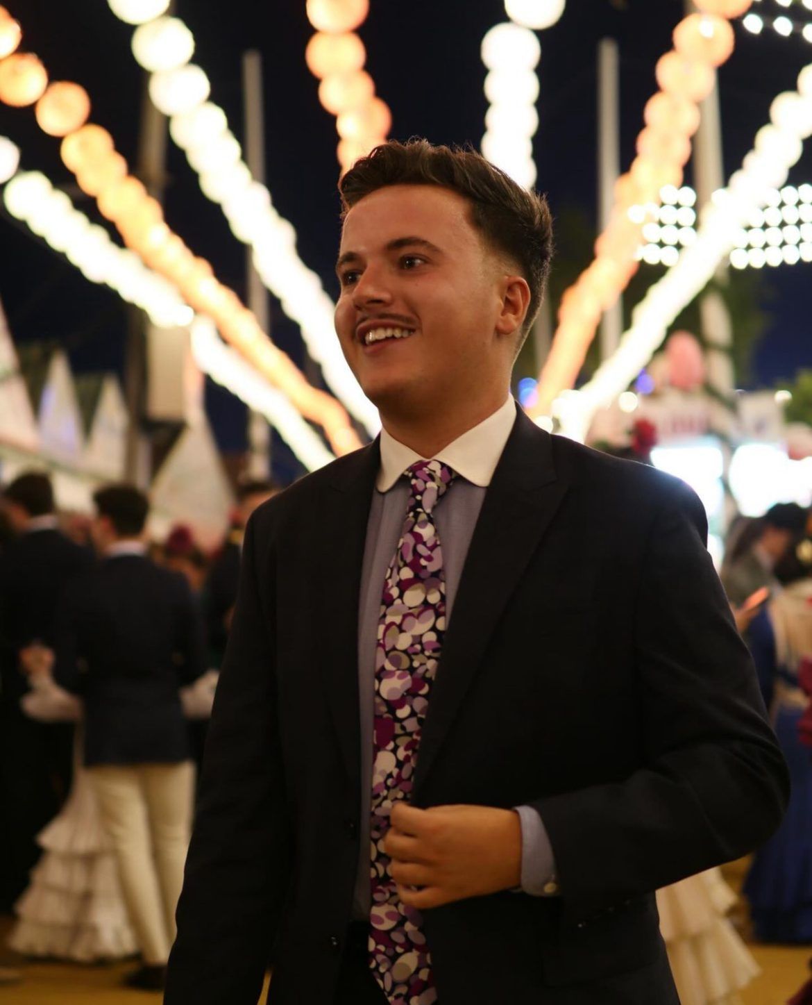 Javier Rodríguez, la elegancia y estilo en la Feria de Abril de Sevilla - Gastronomía y Moda