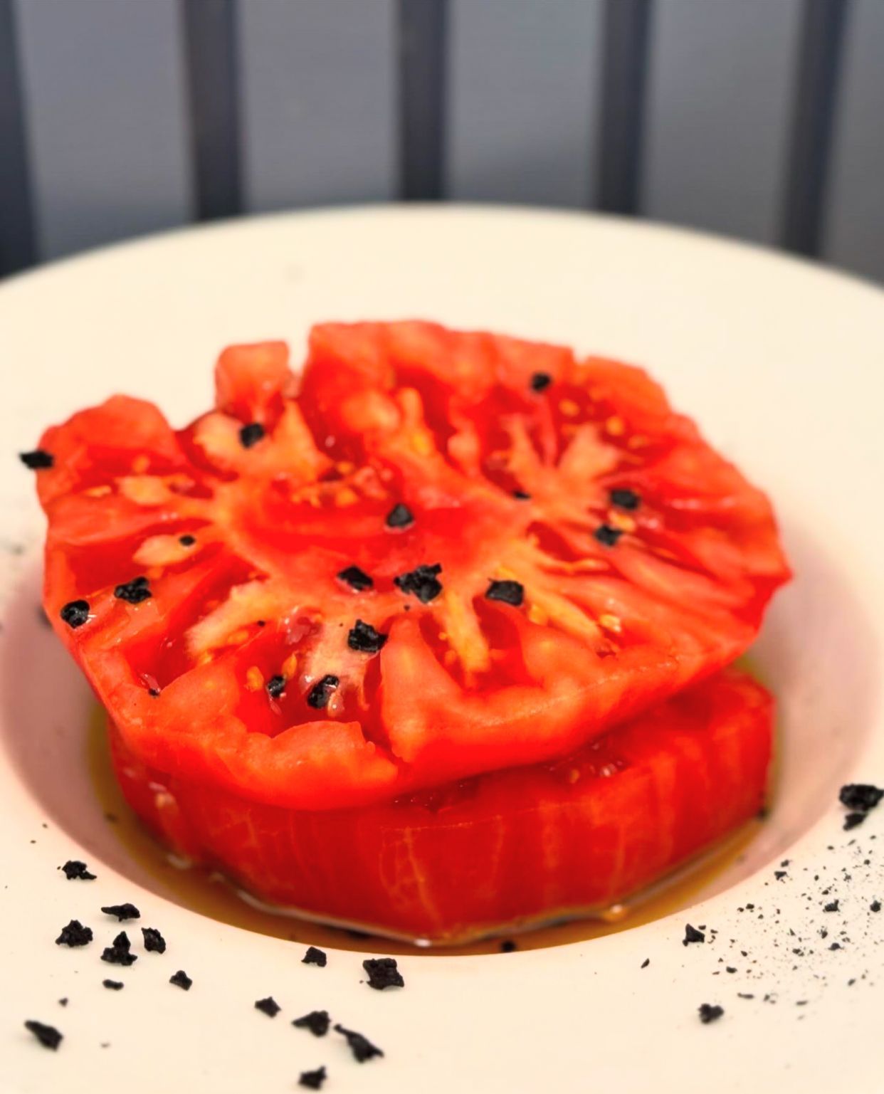 Charnela, una coqueta tabernita gastronómica en Madrid que nos conquista con su pasión por el mejillón - Gastronomía y Moda