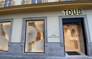 Tous elige a Sevilla para abrir la primera tienda en el mundo con los tres conceptos de la firma: TOUS, TOUS Atelier, la línea de alta joyería; y SUOT Studio - Gastronomía y Moda