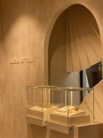 Tous elige a Sevilla para abrir la primera tienda en el mundo con los tres conceptos de la firma: TOUS, TOUS Atelier, la línea de alta joyería; y SUOT Studio - Gastronomía y Moda