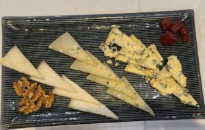 Lo mejor del restaurante Becerrita ya puedes degustarlo también los domingos por la noche - Gastronomía y Moda