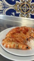 Tras el sonado apagón, Ana Rojo y Ana Sastre, disfrutaron de los mejores mariscos en El Cantábrico - Gastronomía y Moda