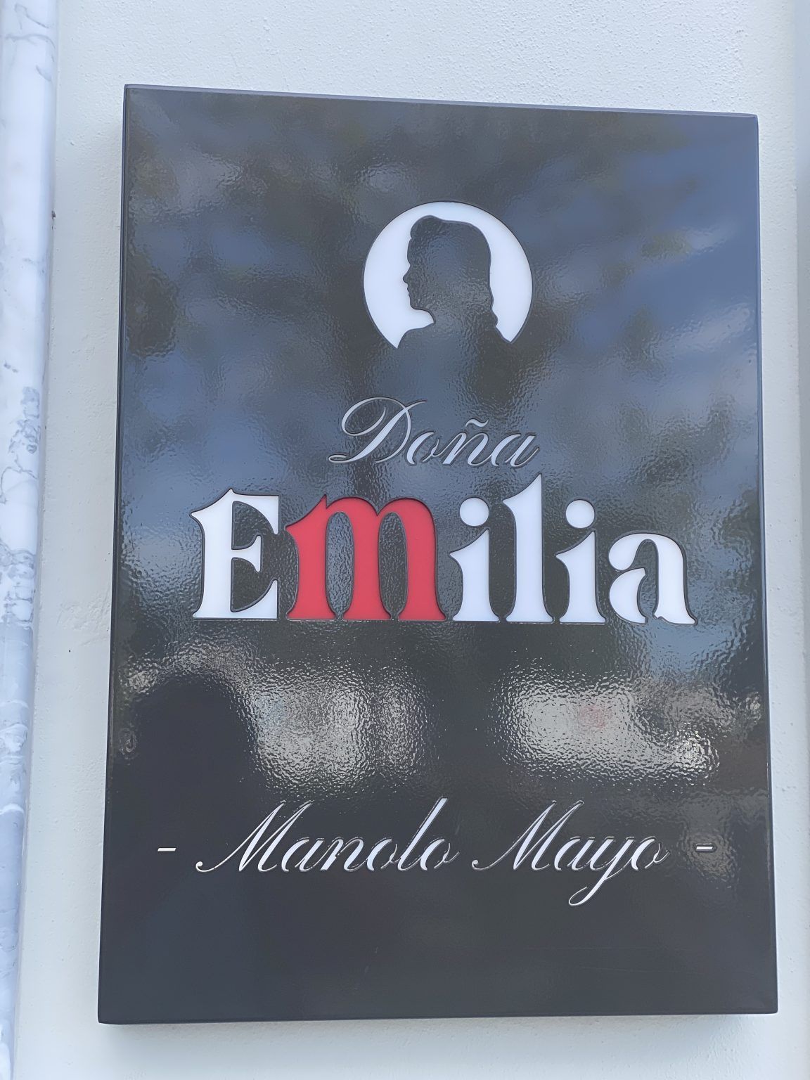 El Grupo Manolo Mayo aterriza con Doña Emilia en el Hotel Kivir El Grupo Manolo Mayo aterriza con Doña Emilia en el Hotel Kivir - Gastronomía y Moda