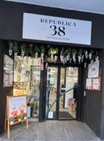 República 38: Arte, moda, complementos, regalos, decoración y artesanía en un mismo espacio - Gastronomía y Moda