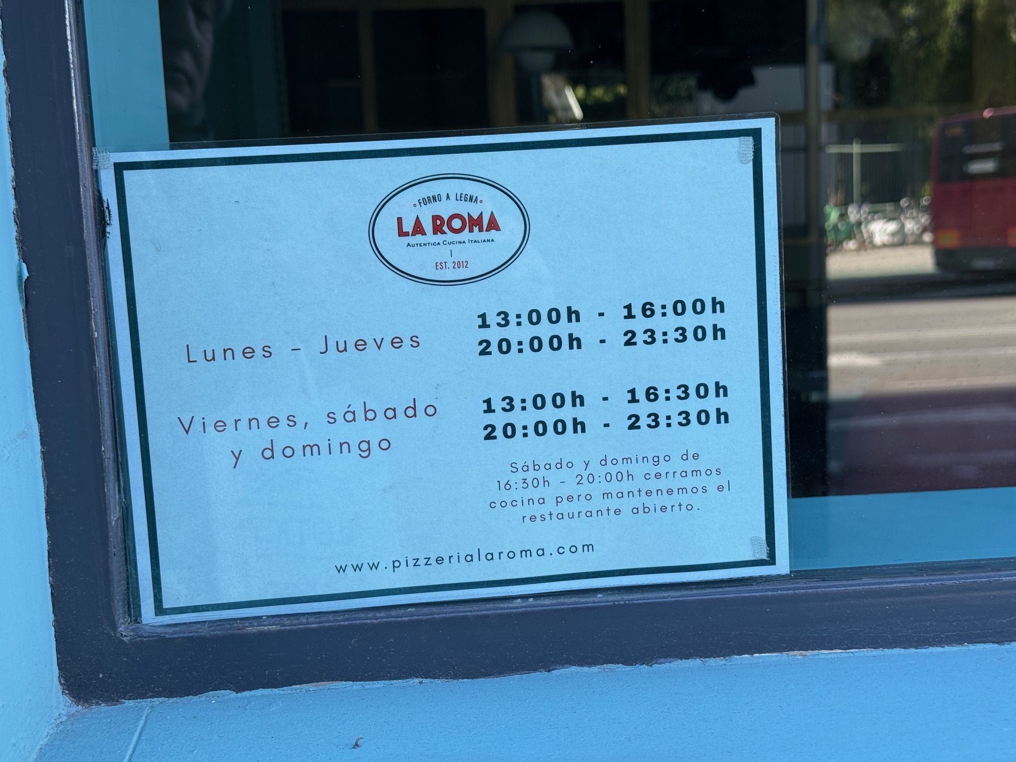 Pizzería La Roma llega a Sevilla capital - Gastronomía y Moda