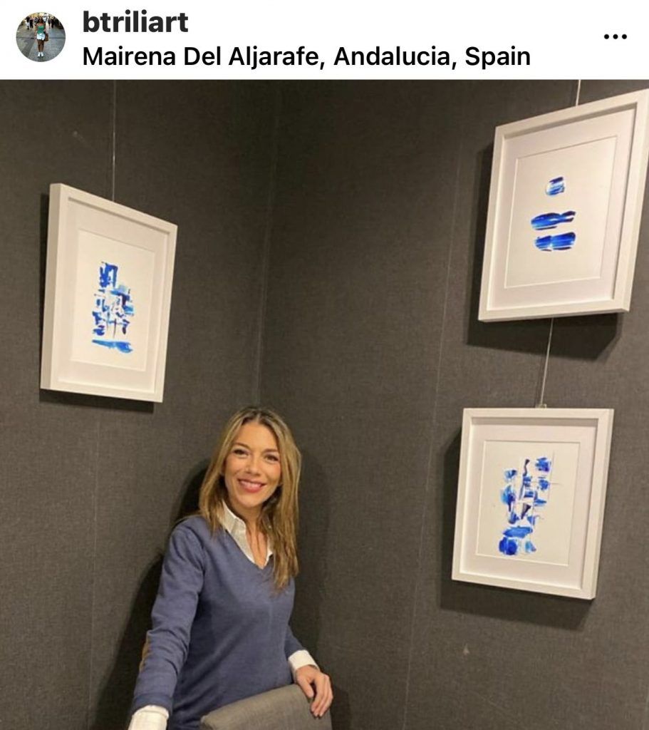 El arte abstracto de Beatriz Pérez Usero conquista el 'ristorante Il Basilico' - Gastronomía y Moda