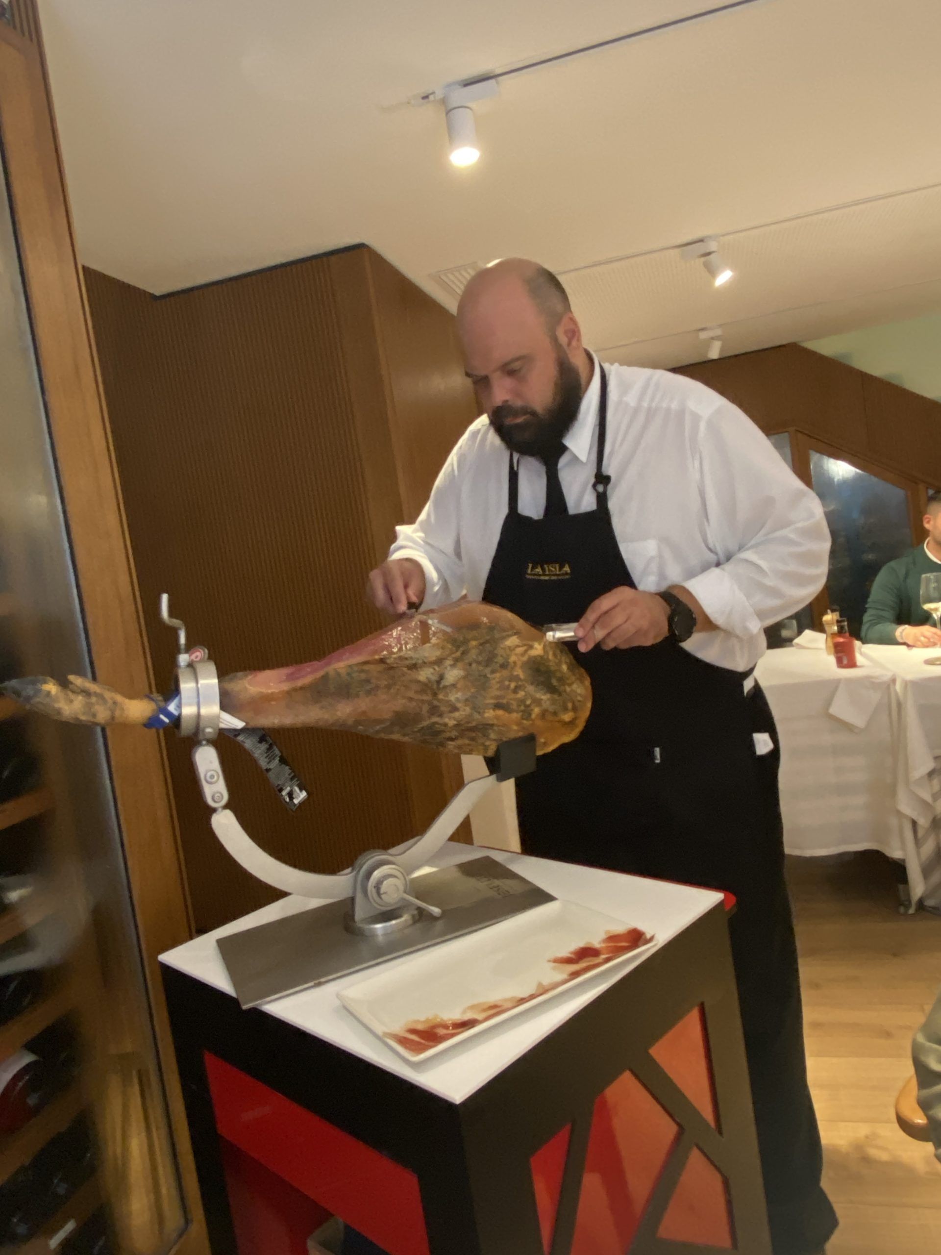 Restaurante La Isla, historia viva de Sevilla y de la mejor gastronomía de la ciudad y parte de Andalucía - Gastronomía y Moda