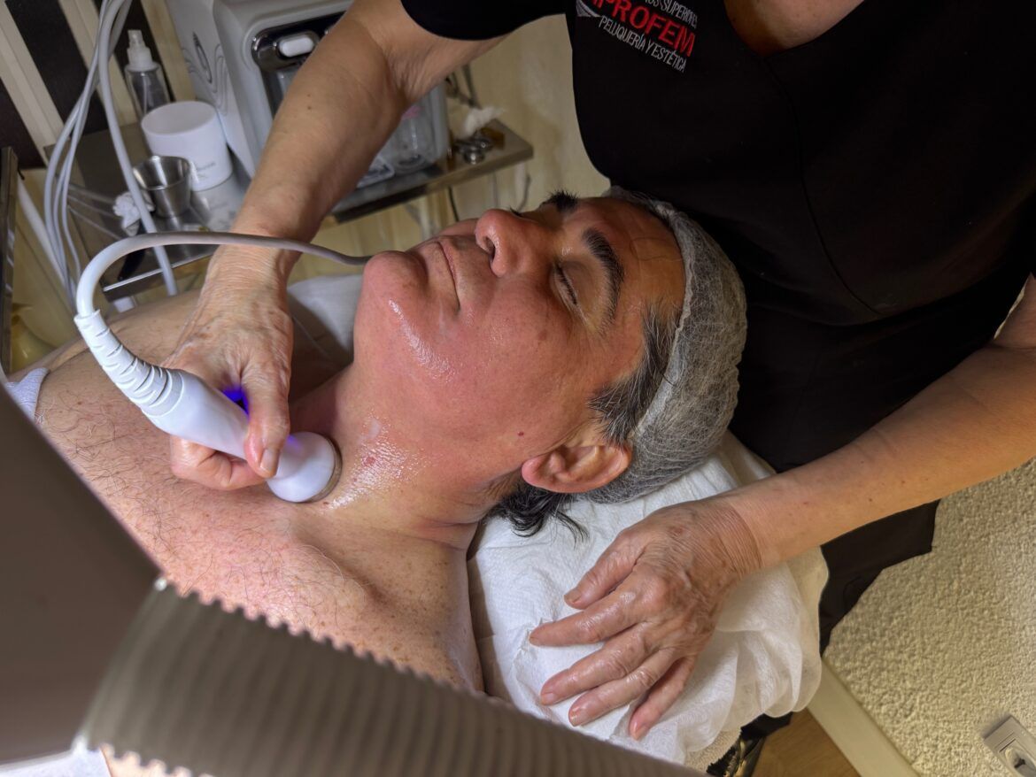 Manchas en la piel: por qué aparecen y cómo prevenirlas durante el invierno Este tratamiento facial enamorará a tu piel - Gastronomía y Moda