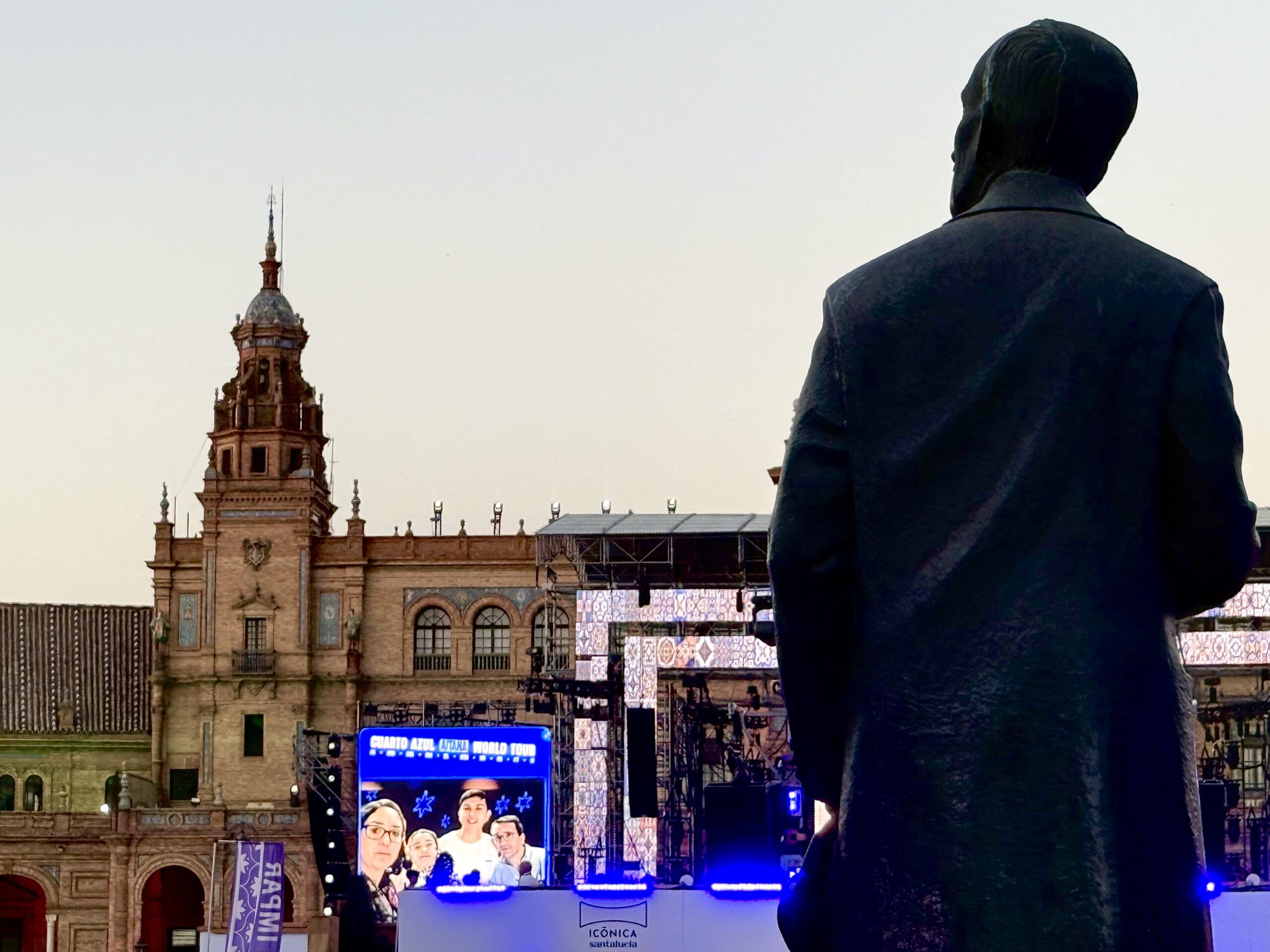 Aitana inaugura Icónica Santalucía Sevilla Fest confirmando que el pop español tiene una superestrella - Gastronomía y Moda