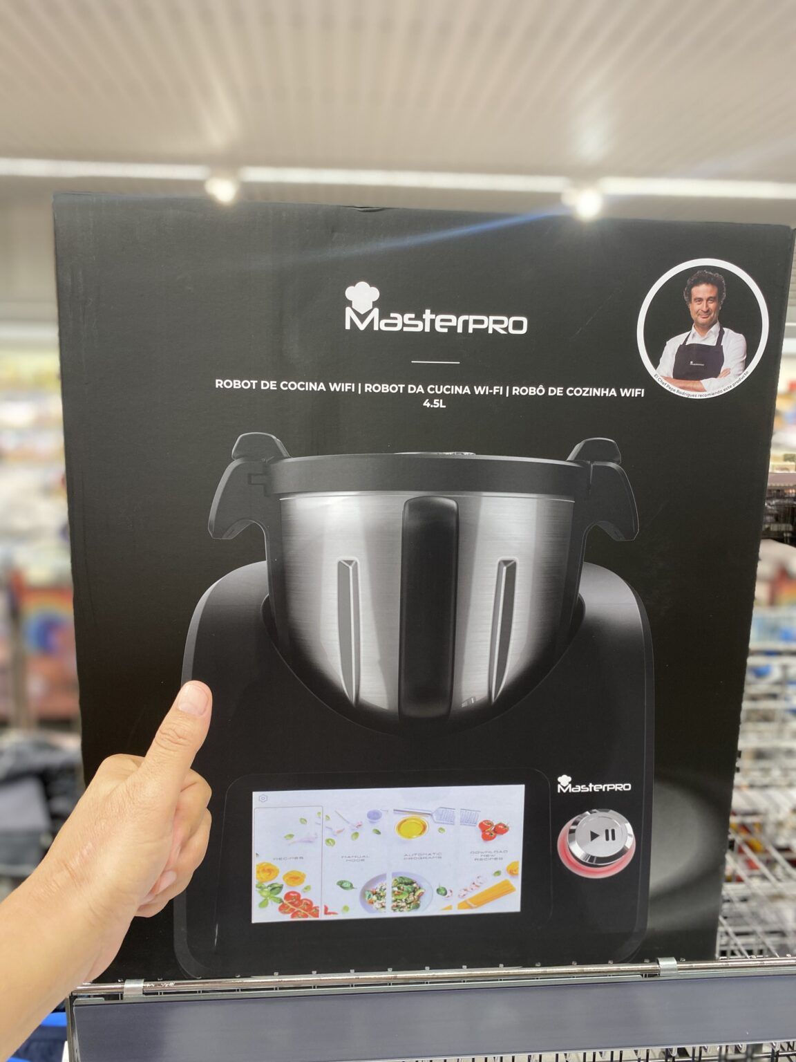 ALDI pone a la venta el Robot de cocina de MasterPro por menos de 300 euros ALDI pone a la venta el Robot de cocina de MasterPro por menos de 300 euros - Gastronomía y Moda