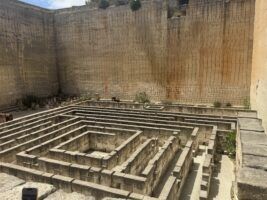 Lithica, el paisaje secreto de Menorca que parece tallado para sorprender al viajero - Gastronomía y Moda