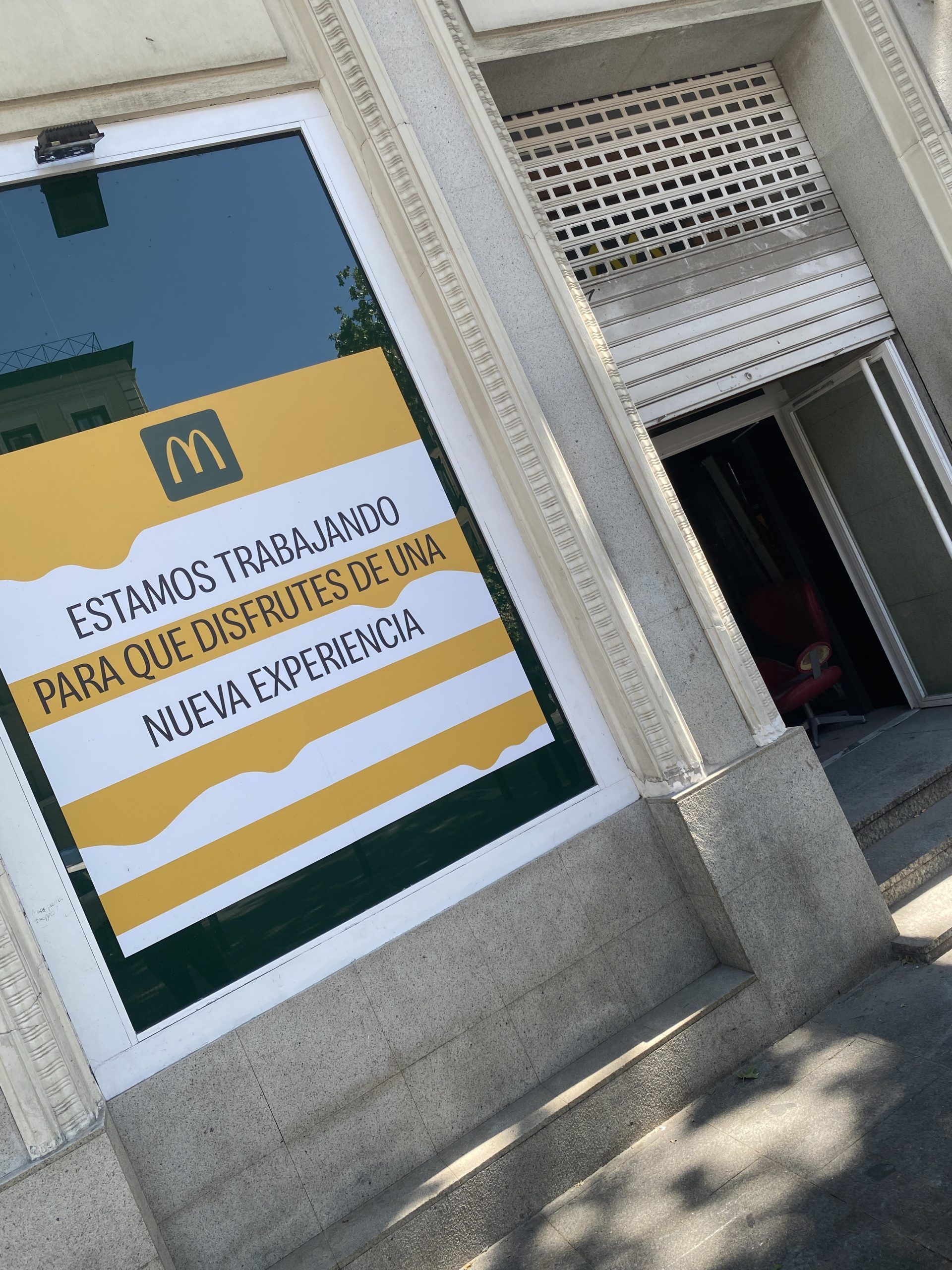 McDonald’s cierra temporalmente su local de la calle de Atocha en Madrid - Gastronomía y Moda