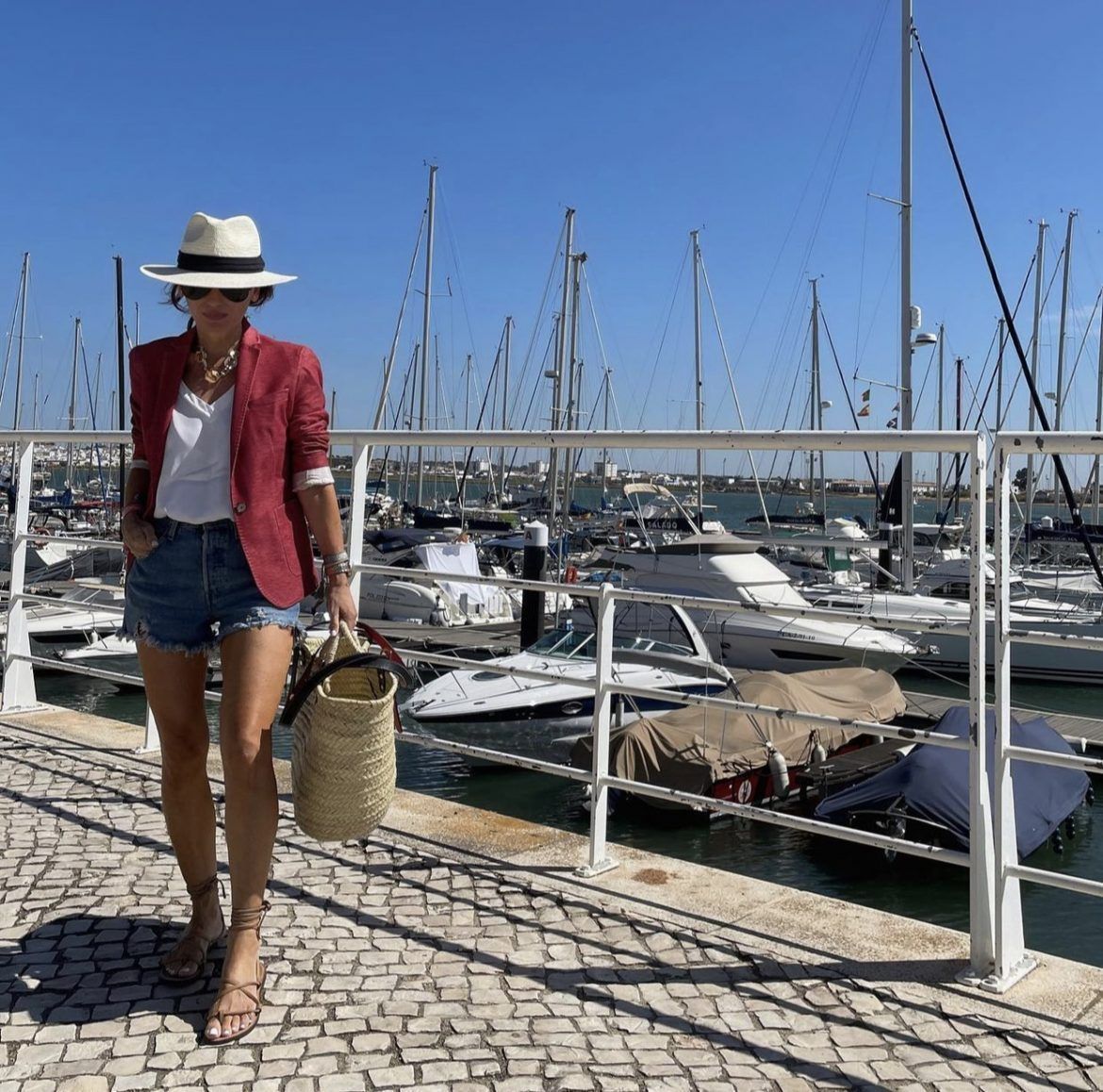 Combinaciones que nunca fallan en verano by Esther Pinel Lara Combinaciones que nunca fallan en verano by Esther Pinel Lara - Gastronomía y Moda