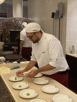 RICCA, la primera barra omakase de pizzas de España, abre sus puertas en Sevilla - Gastronomía y Moda