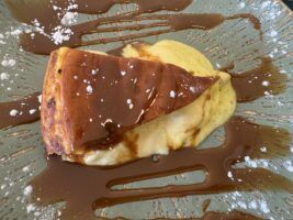 Pepe Palacios, el restaurante sevillano donde la cocina tradicional encuentra su mejor versión junto a Santa Justa - Gastronomía y Moda