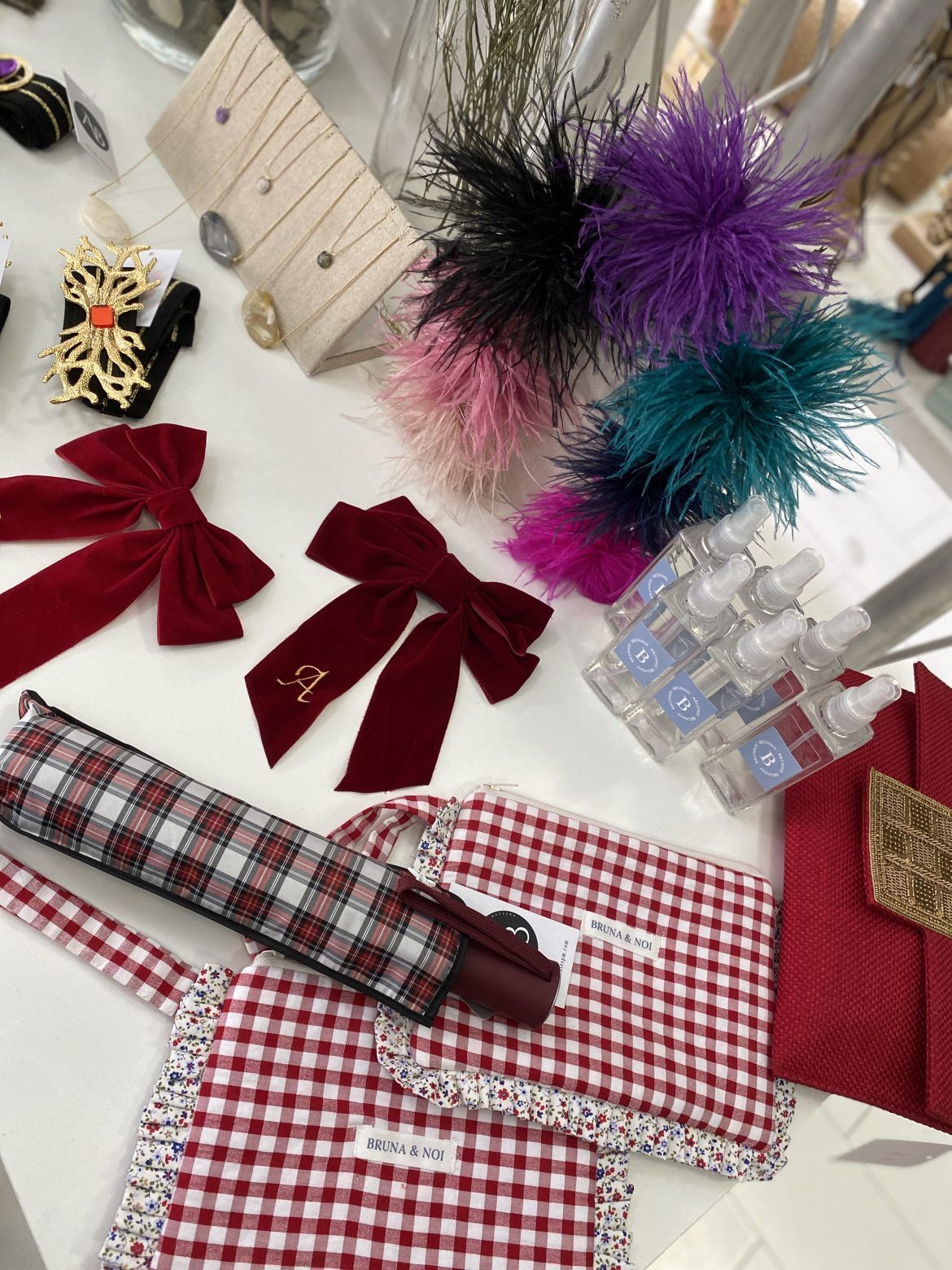 Brunnoi, presenta su nueva colección en Sevilla Brunnoi, presenta su nueva colección en Sevilla - Gastronomía y Moda