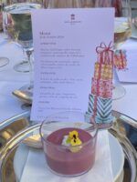 El hotel Alfonso XIII ratifica un año más su espíritu solidario con sus menús de Navidad a beneficio del Banco de Alimentos de Sevilla - Gastronomía y Moda