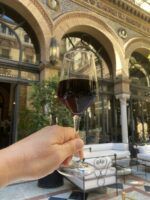 El hotel Alfonso XIII ratifica un año más su espíritu solidario con sus menús de Navidad a beneficio del Banco de Alimentos de Sevilla - Gastronomía y Moda