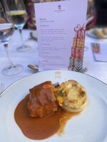 El hotel Alfonso XIII ratifica un año más su espíritu solidario con sus menús de Navidad a beneficio del Banco de Alimentos de Sevilla - Gastronomía y Moda