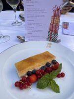 El hotel Alfonso XIII ratifica un año más su espíritu solidario con sus menús de Navidad a beneficio del Banco de Alimentos de Sevilla - Gastronomía y Moda