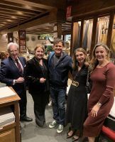 Carlos Vives se deja seducir por la cocina de Casa Robles - Gastronomía y Moda