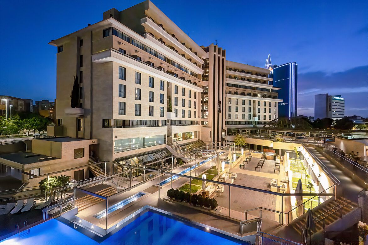Hotel Nelva celebra 20 años como icono hotelero de Murcia Hotel Nelva celebra 20 años como icono hotelero de Murcia - Gastronomía y Moda