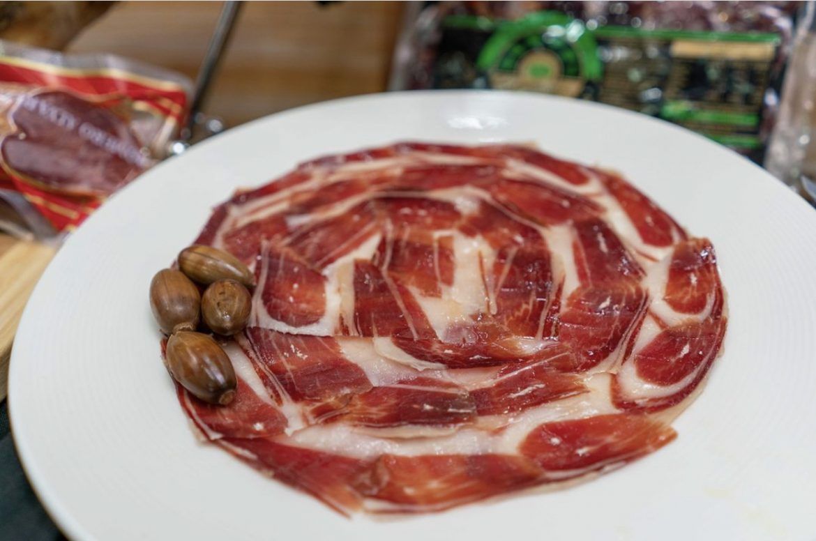 Llévate a la mesa el mejor jamón ibérico esta Navidad Llévate a la mesa el mejor jamón ibérico esta Navidad - Gastronomía y Moda