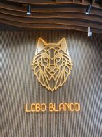 Lobo Blanco, el restaurante de Sevilla "Donde toda la manada queda satisfecha" - Gastronomía y Moda