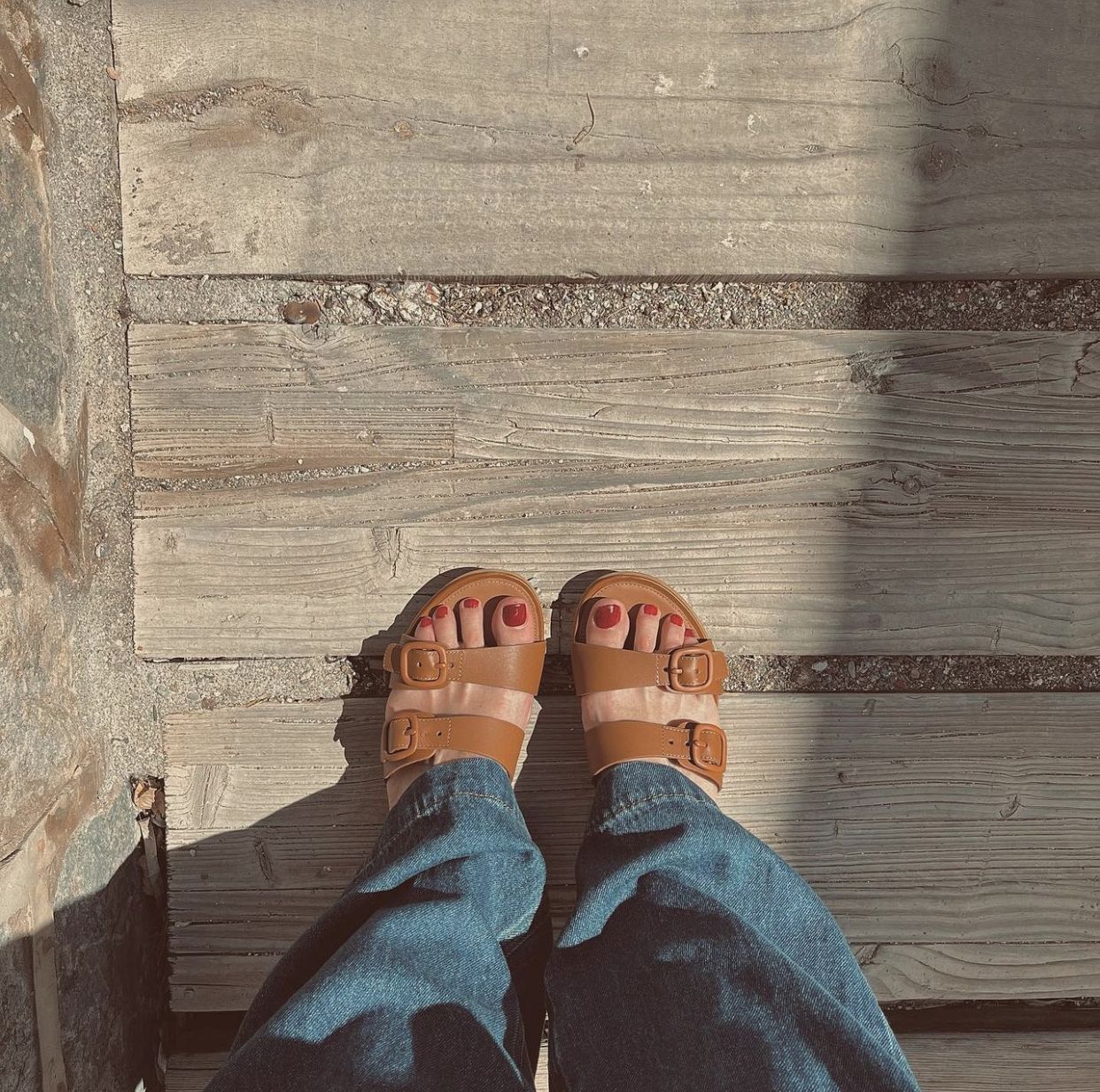 Mónica Sánchez del Monte - Regala libertad a tus píes con sandalias de moda para este verano 2023 - Gastronomía y Moda