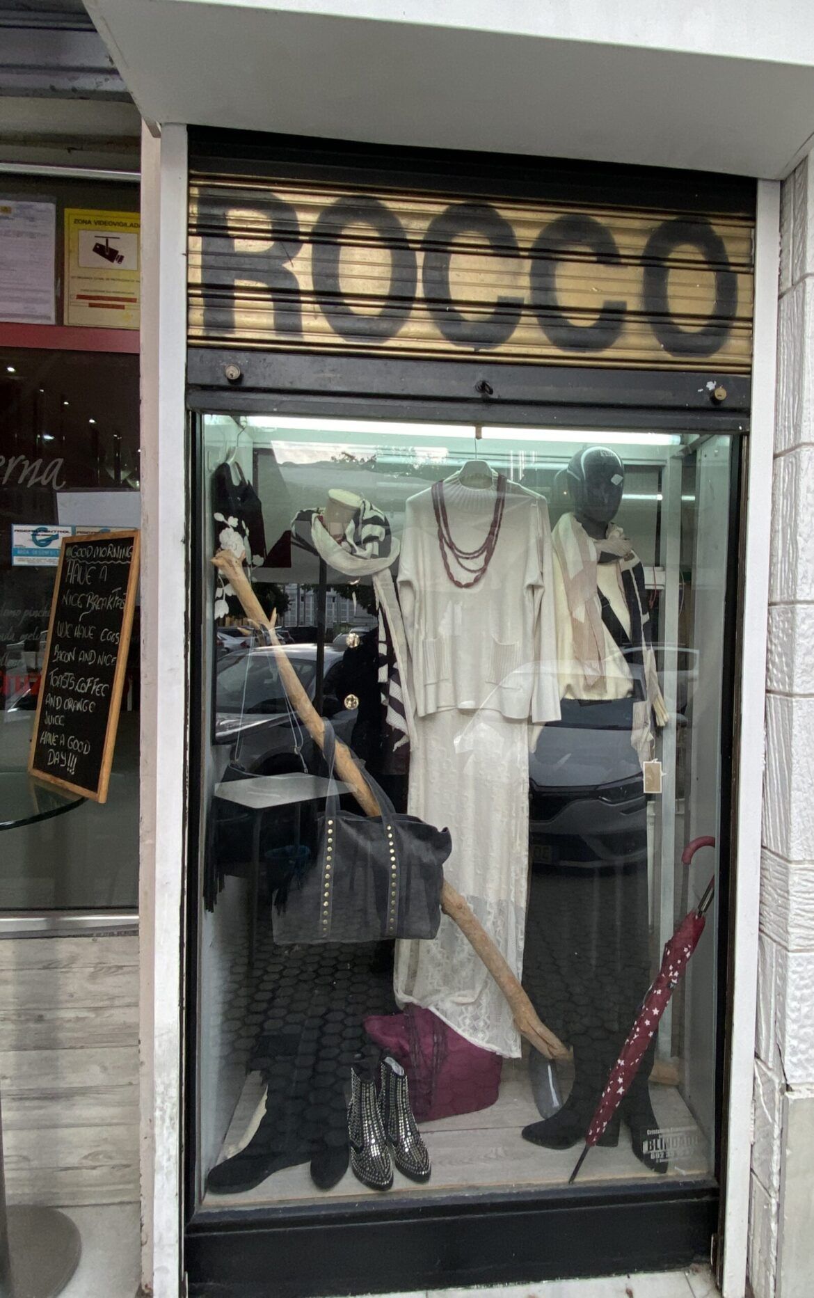 Rocco, tendencias de moda y complementos en Sevilla Rocco, tendencias de moda y complementos en Sevilla - Gastronomía y Moda